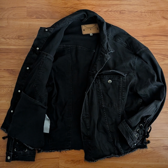 Alexander McQueen Black Lightweight Denim Jacket - Picture 2 of 6
